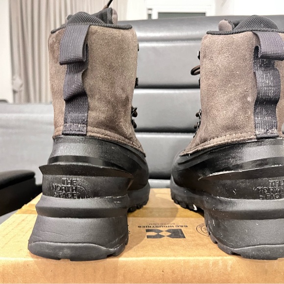 The North Face men snow boots - Picture 3 of 5